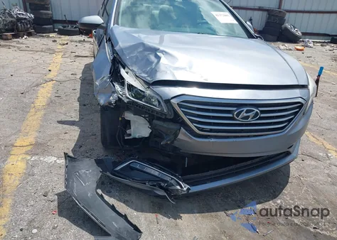 2015 Hyundai Sonata Se z USA, uszkodzony, nr VIN 5NPE24AF6FH212231